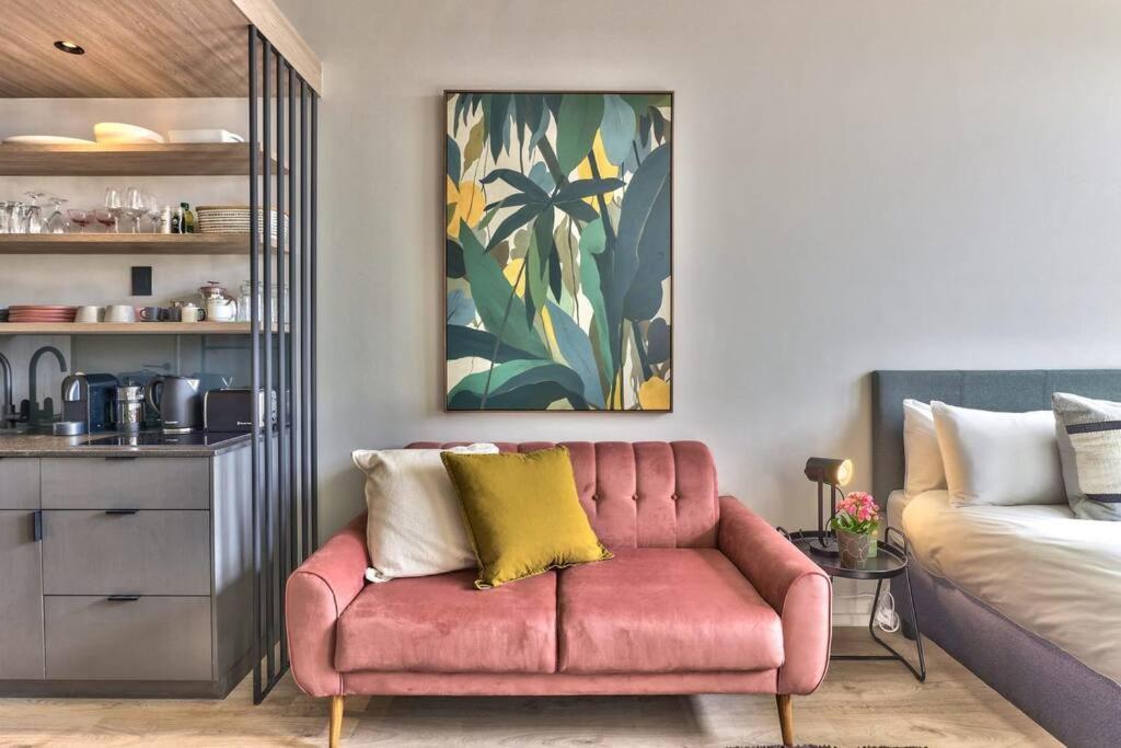 Urban Hideaway In The Heart Of The East * Cape Town