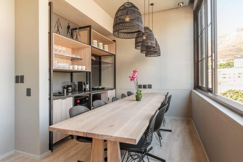 Urban Hideaway In The Heart Of The East Apartment *